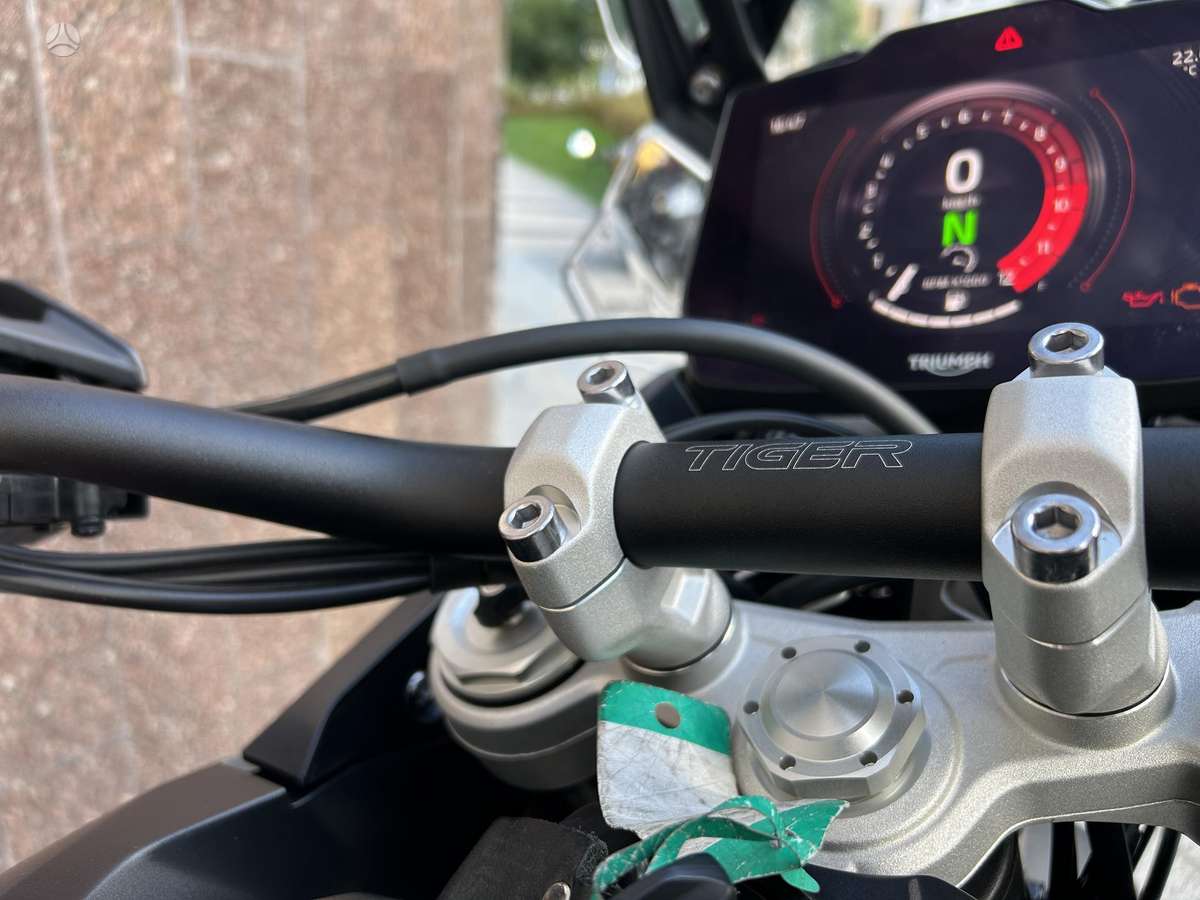 Triumph Tiger 888cc, enduro / adventure