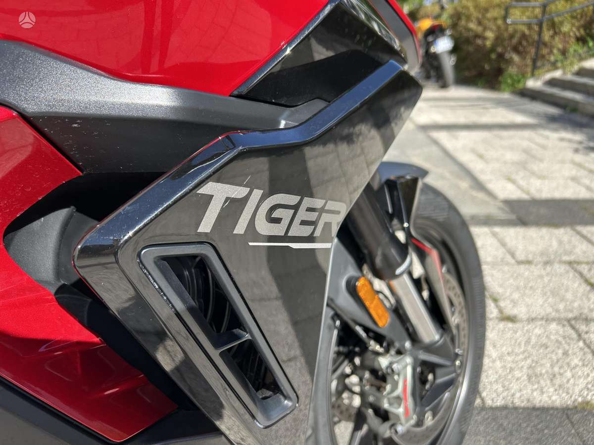Triumph Tiger 888cc, enduro / adventure