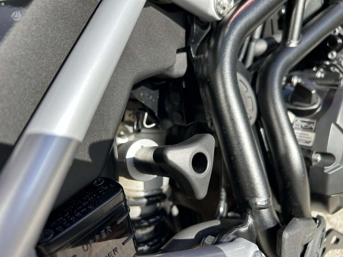 Triumph Tiger 888cc, enduro / adventure