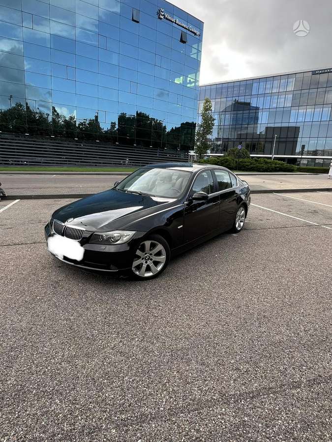 BMW 325, 3.0 l., Седан