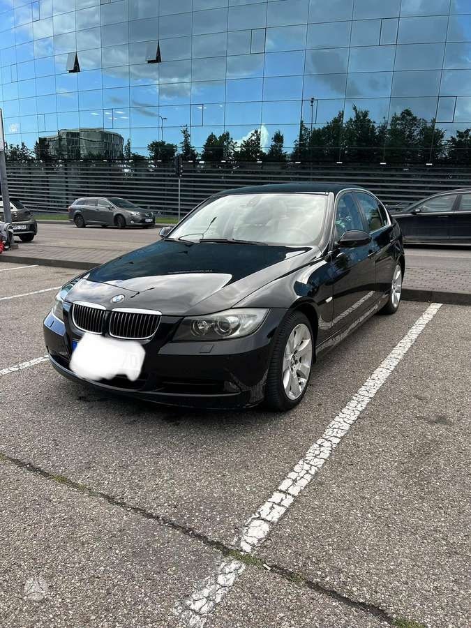 BMW 325, 3.0 l., Седан