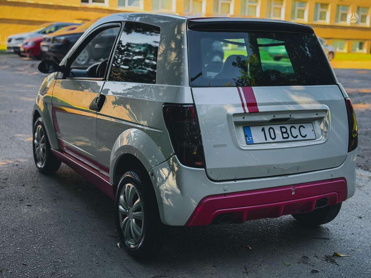 Ligier JS50, 0.4 l., Хэтчбек