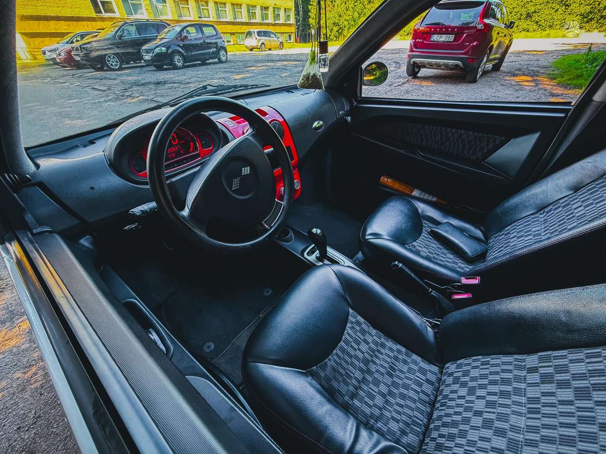 Ligier JS50, 0.4 l., hatchback