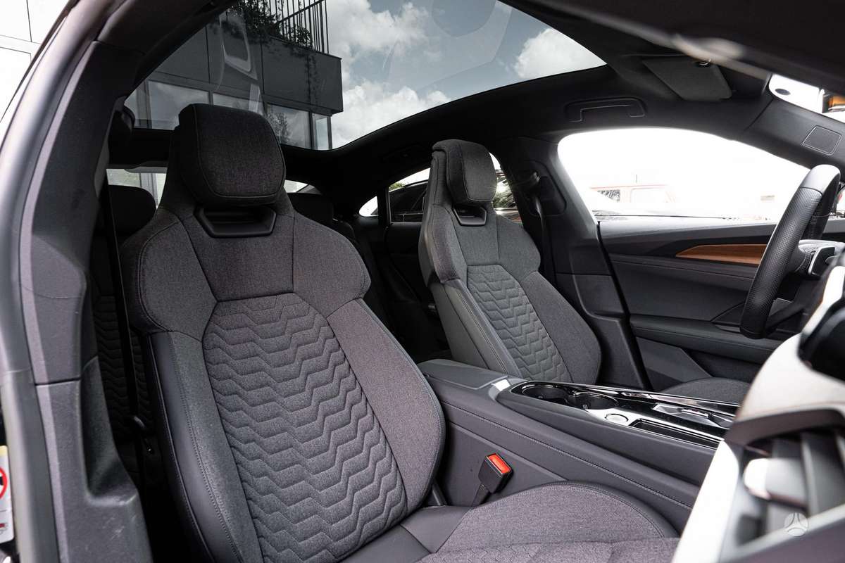 Audi e-tron GT, hatchback