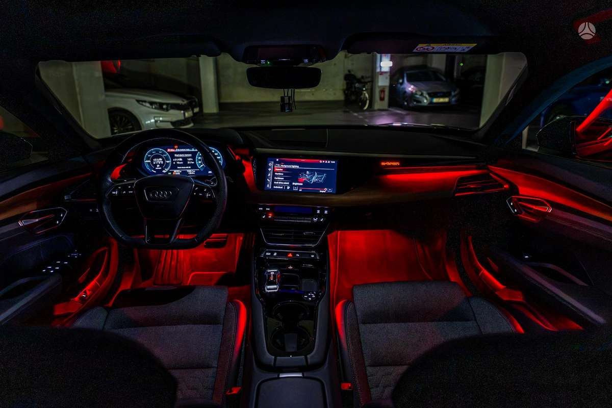 Audi e-tron GT, hatchback