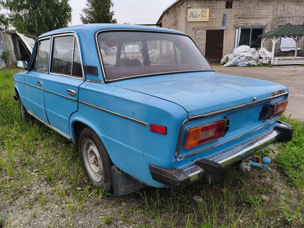 Lada 21063, sedanas