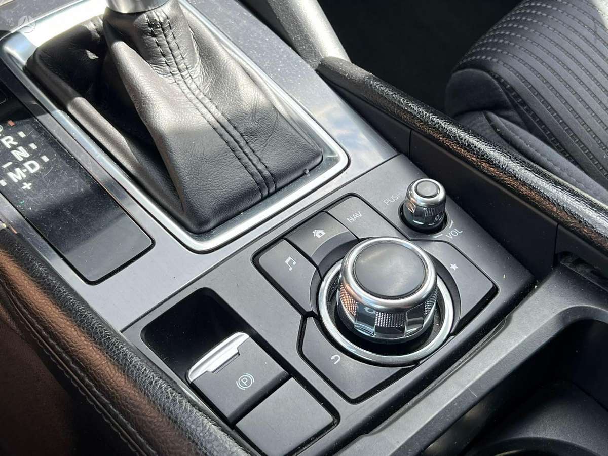 Mazda 6, 2.2 l., wagon