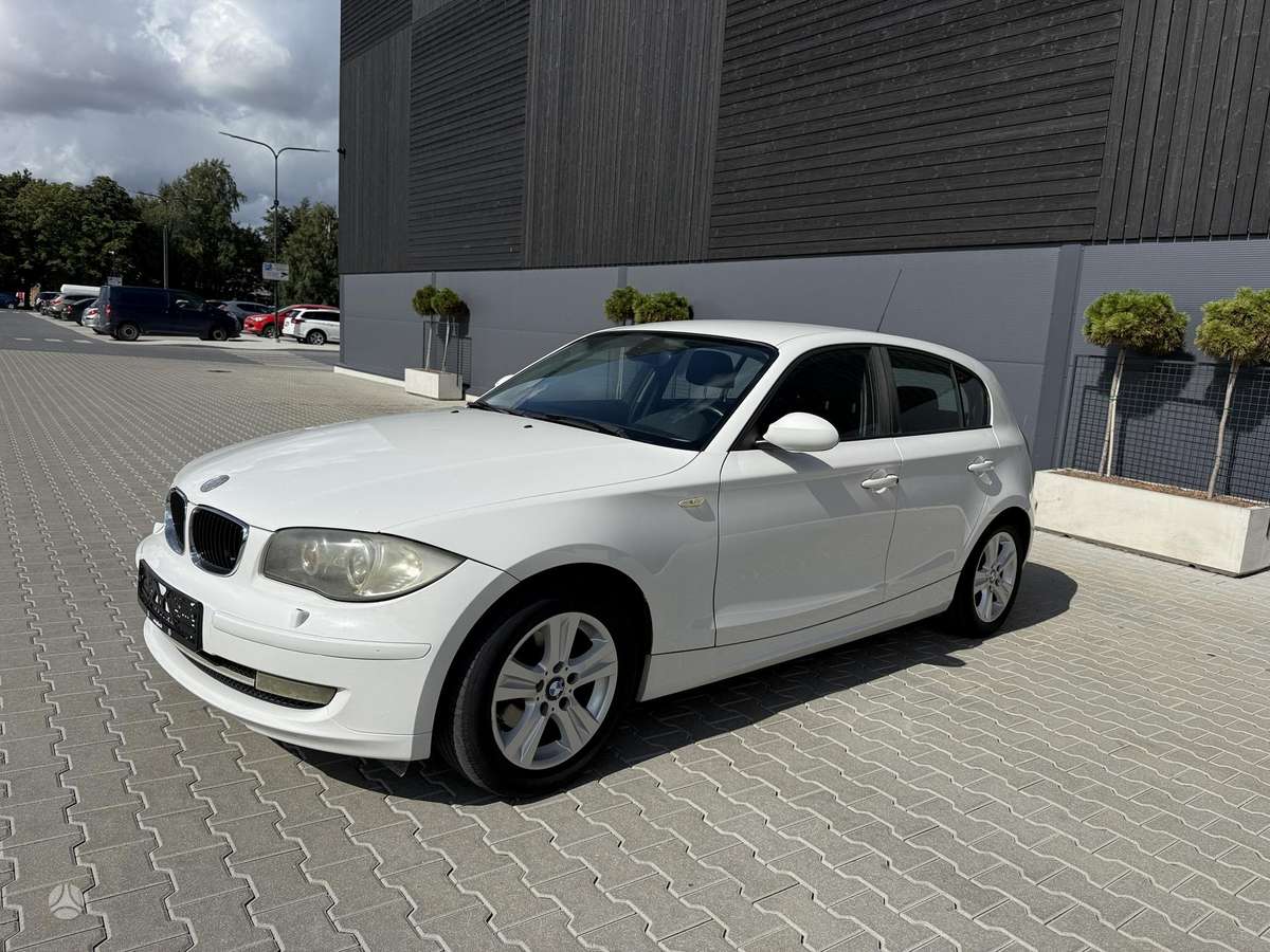 BMW 120, 2.0 l., Хэтчбек