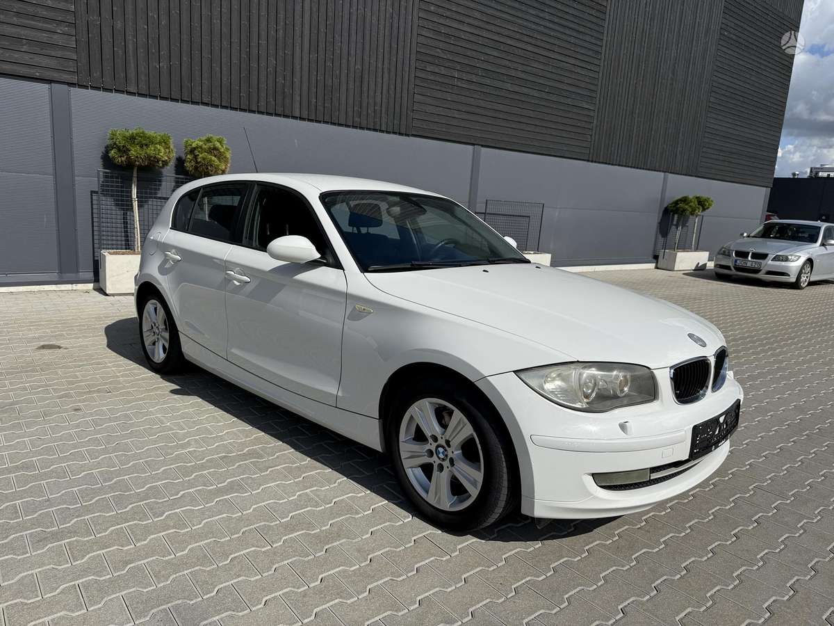 BMW 120, 2.0 l., Хэтчбек