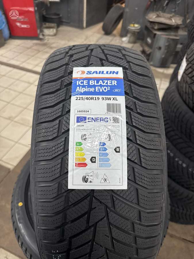 Sailun ICE BLAZER Alpine EVO2, winter 225/40 R19