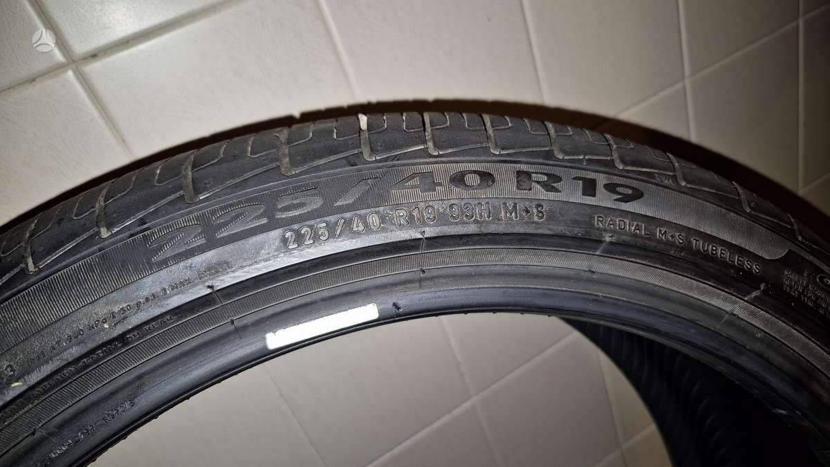 Pirelli CINTURATO P7, universalios 225/40 R19