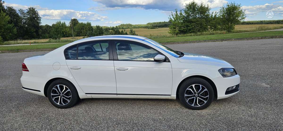 Volkswagen Passat - 6