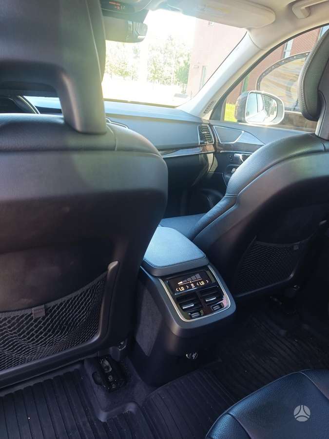 Volvo XC90, Внедорожник / Кроссовер
