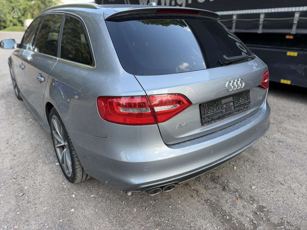 Audi A4, 2.0 l., universalas