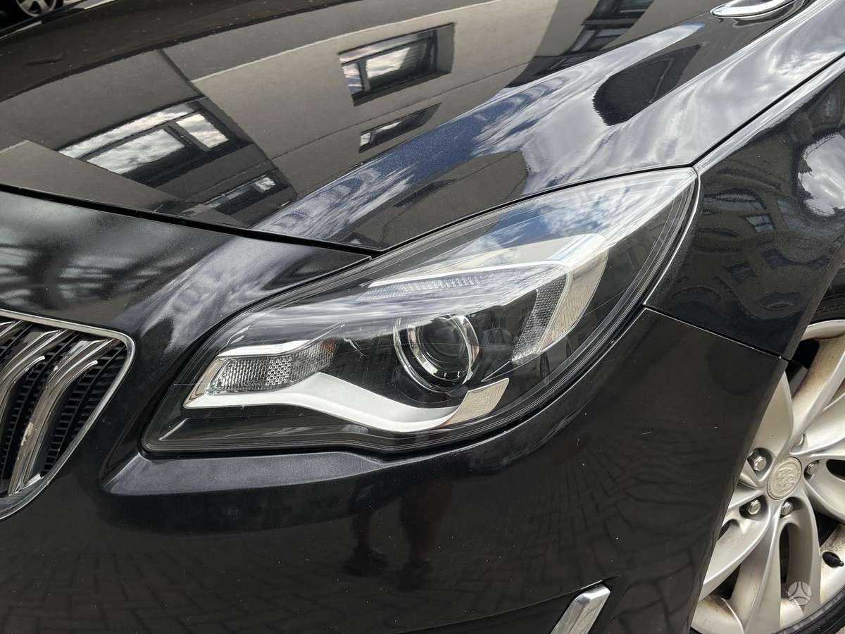 Buick Regal, 2.0 l., sedanas
