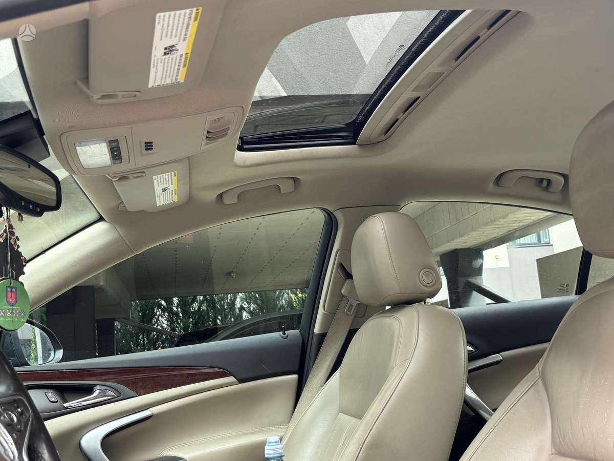 Buick Regal, 2.0 l., sedanas