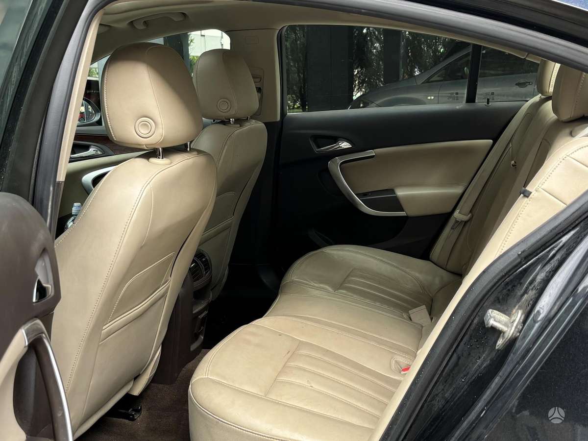 Buick Regal, 2.0 l., sedanas