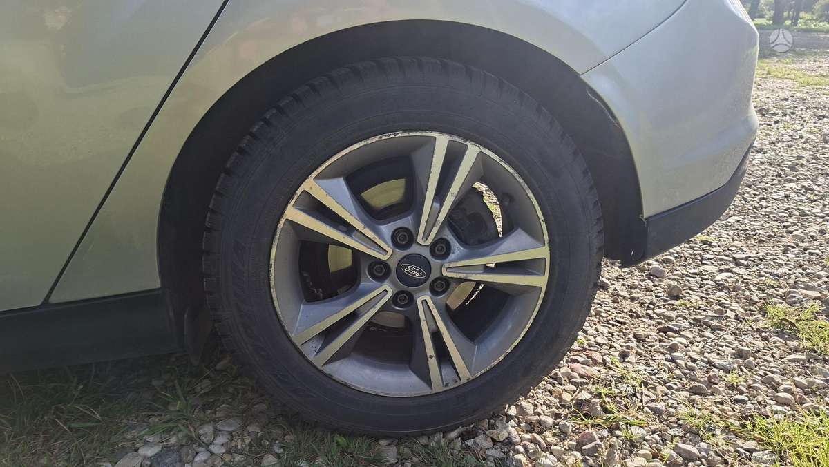 Ford Focus, 1.6 l., hatchback