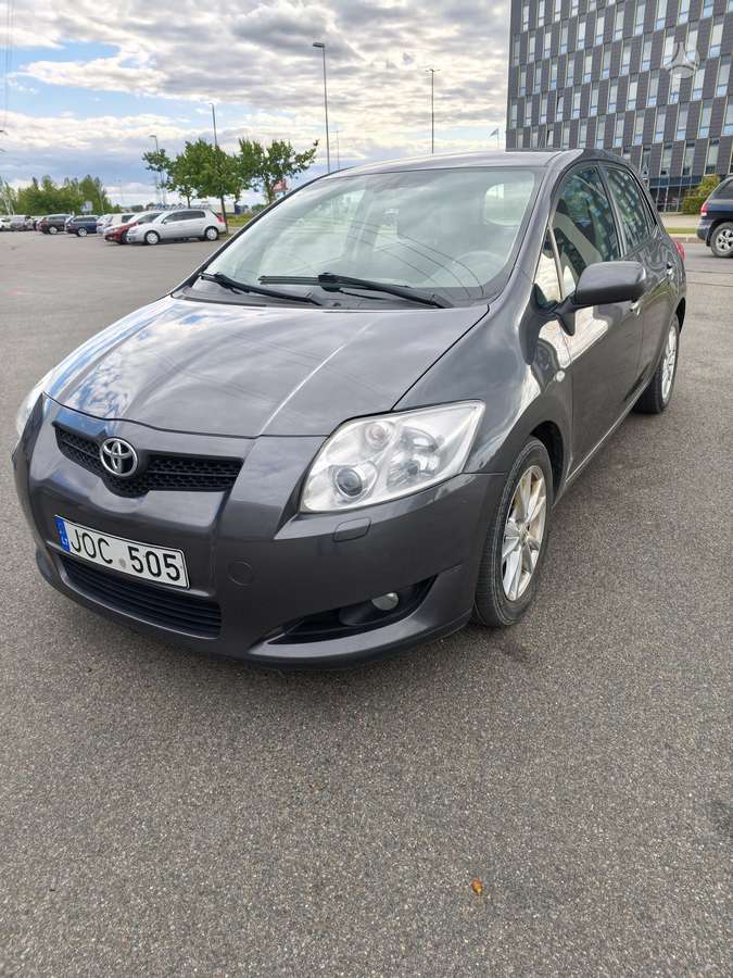 Toyota Auris, 2.0 l., hatchback