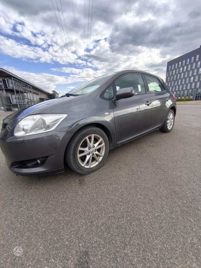 Toyota Auris, 2.0 l., hatchback