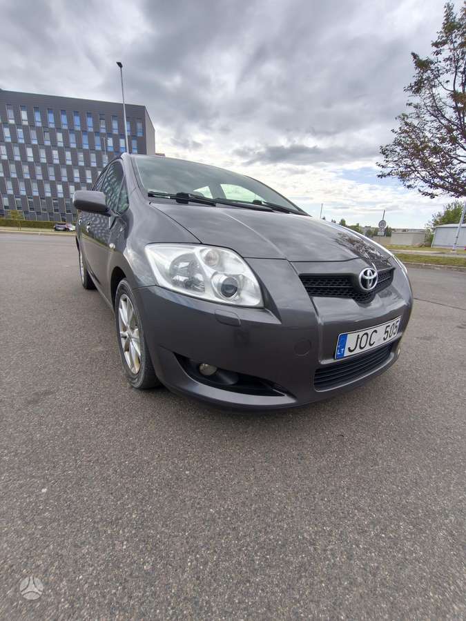Toyota Auris, 2.0 l., hatchback