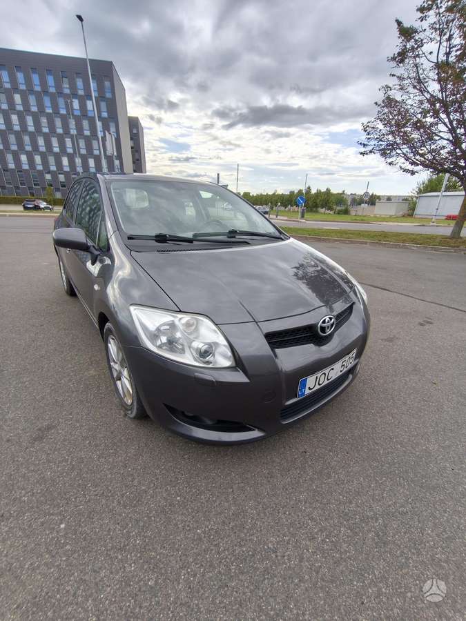 Toyota Auris, 2.0 l., hatchback