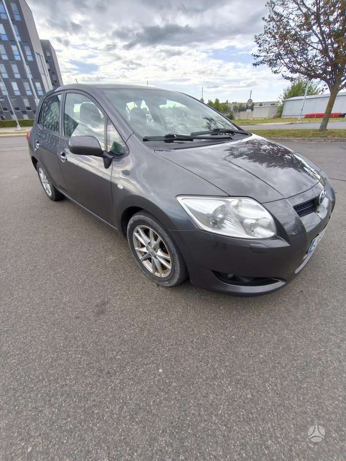 Toyota Auris, 2.0 l., hatchback