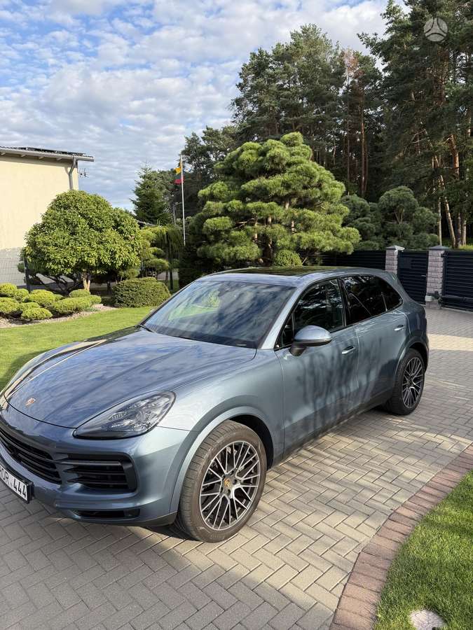 Porsche Cayenne - 12