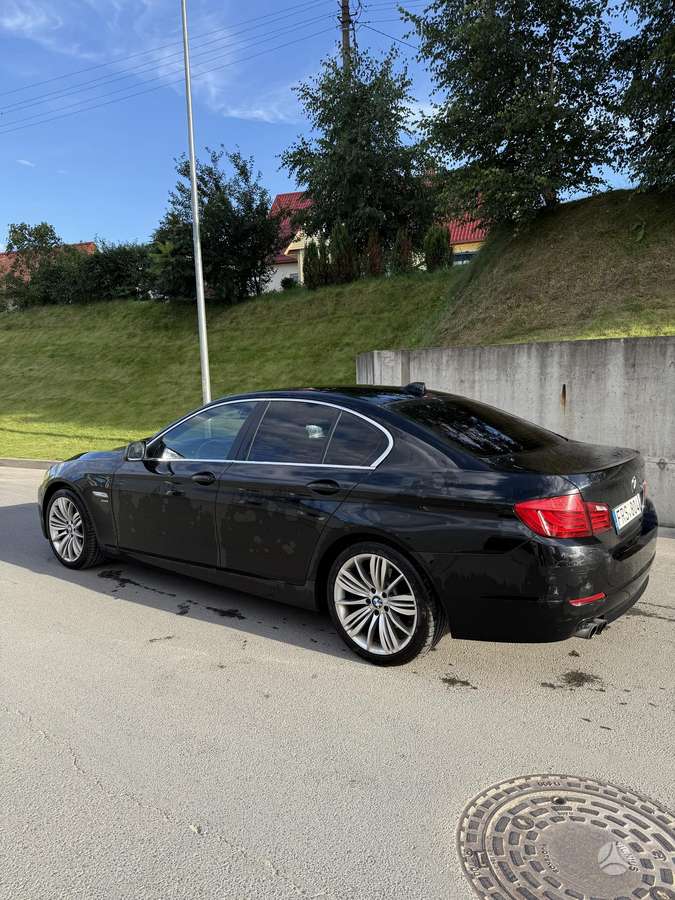 BMW 525, 2.0 l., Седан