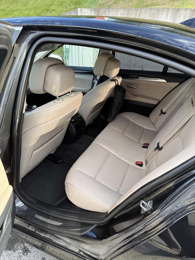 BMW 525, 2.0 l., Седан