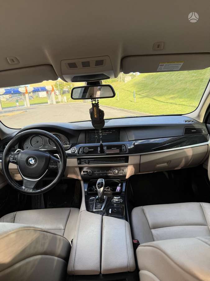 BMW 525, 2.0 l., Седан