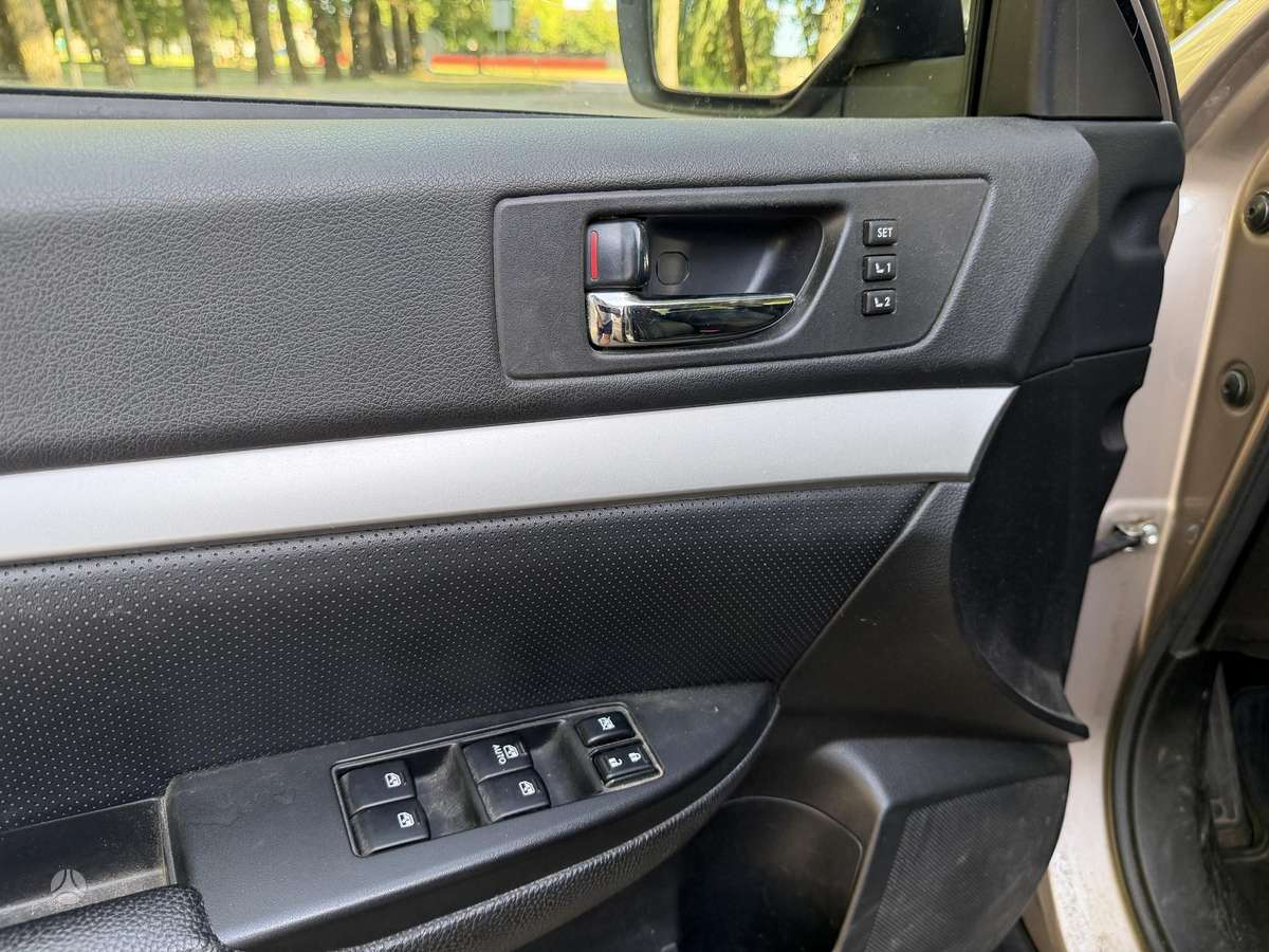 Subaru Outback, 2.0 l., universalas