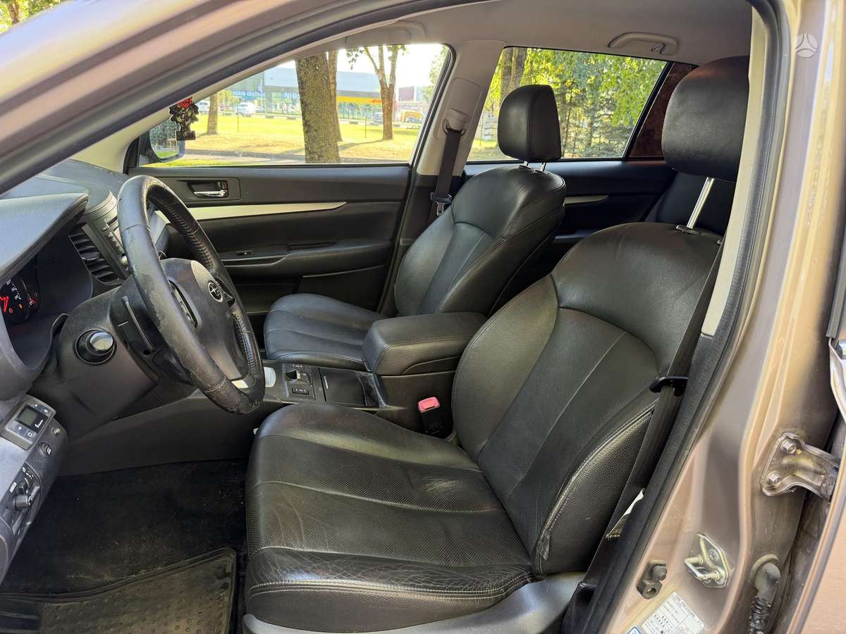 Subaru Outback, 2.0 l., universalas