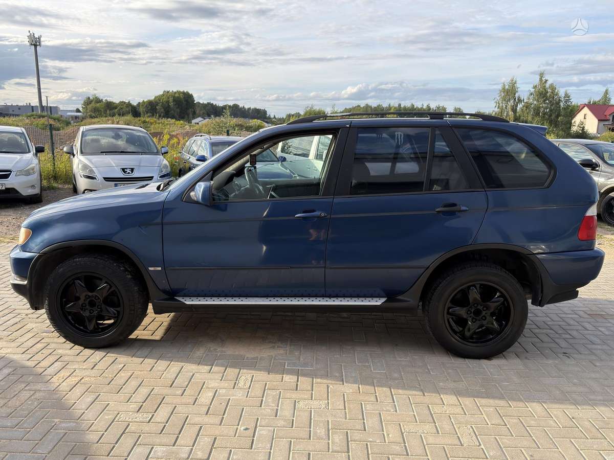 BMW X5, 2.9 l., off-road / crossover