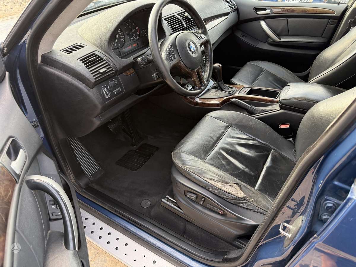 BMW X5, 2.9 l., off-road / crossover