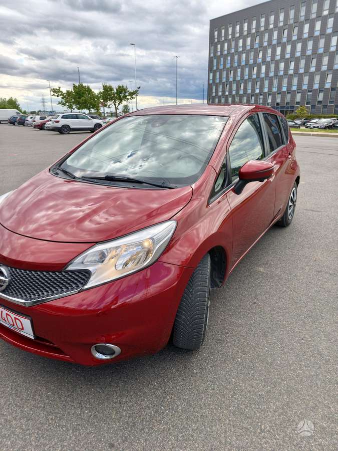 Nissan Note, 1.5 l., hatchback