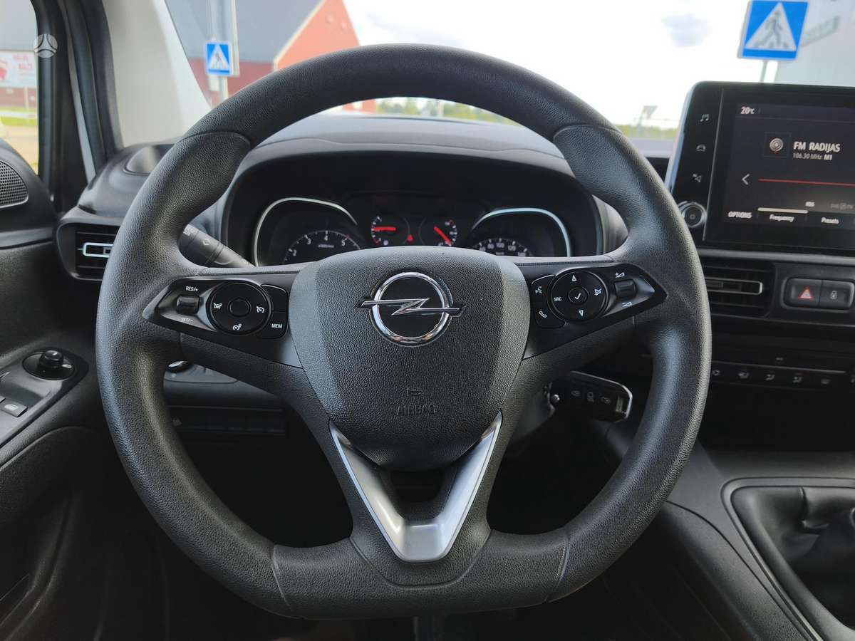 Opel Combo, 1.5 l., Минивэн