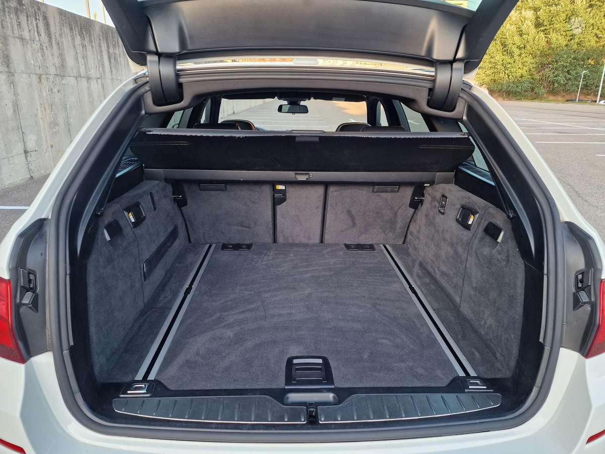 BMW M550, wagon