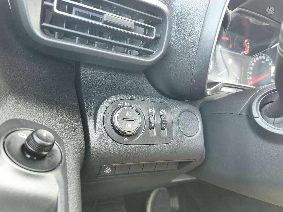 Opel Combo, 1.5 l., Минивэн