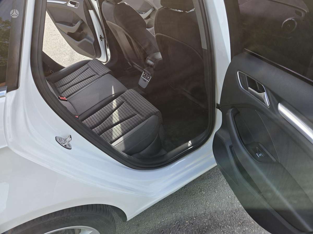 Audi A3, 1.6 l., Хэтчбек