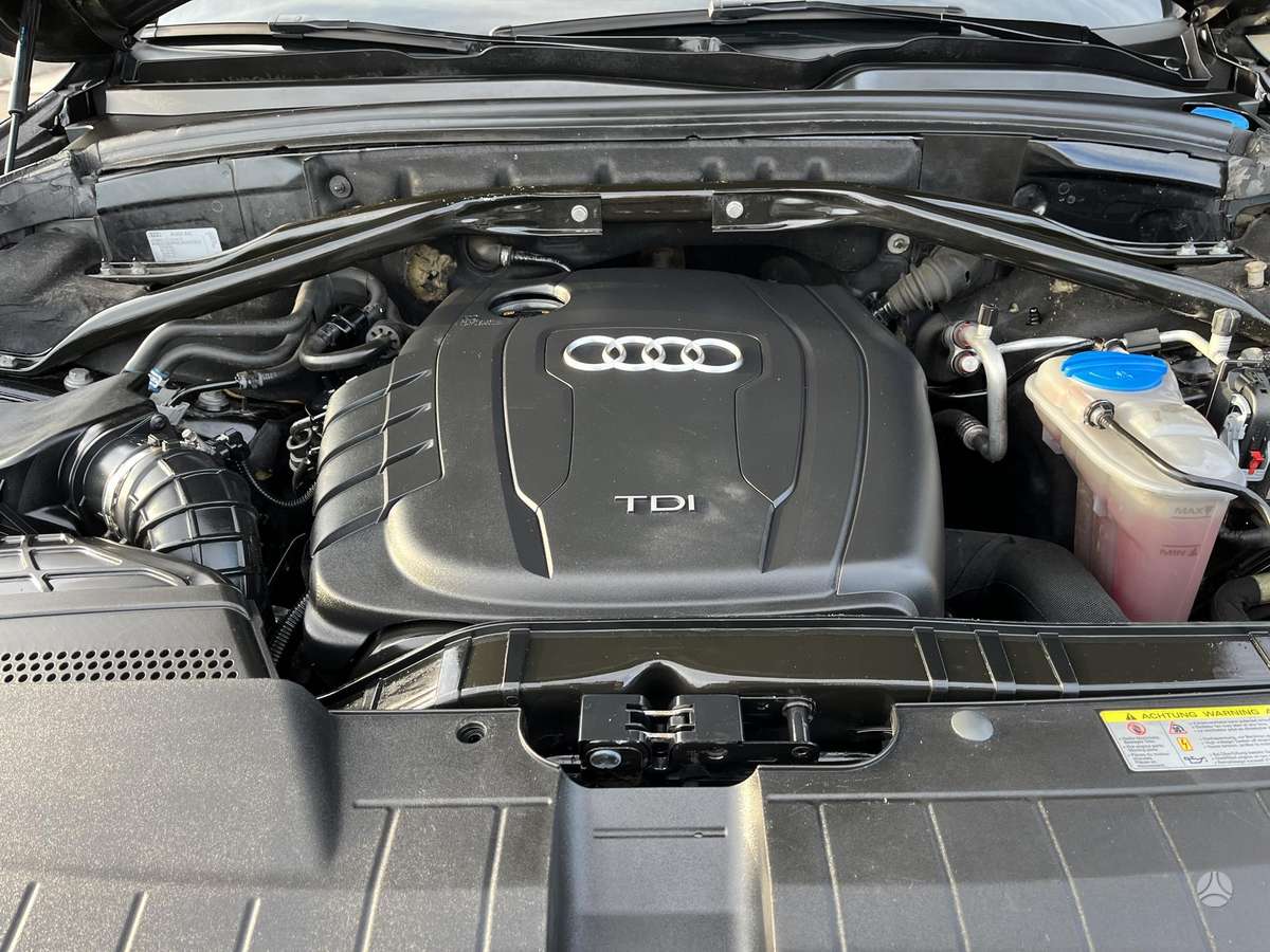 Audi Q5, 2.0 l., Внедорожник / Кроссовер