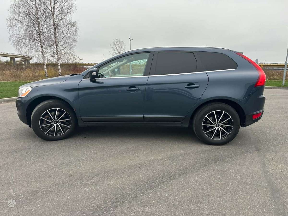 Volvo XC60 - 2