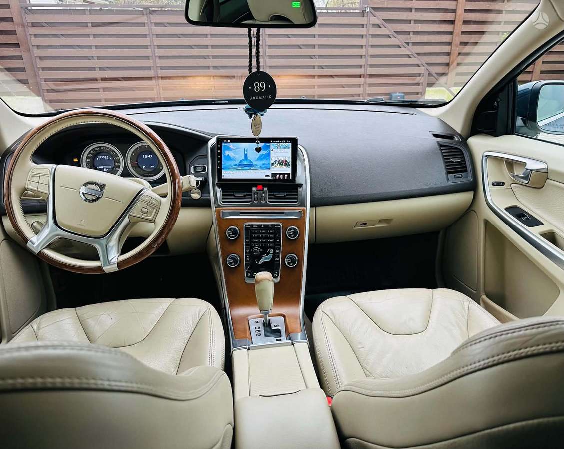 Volvo XC60 - 5