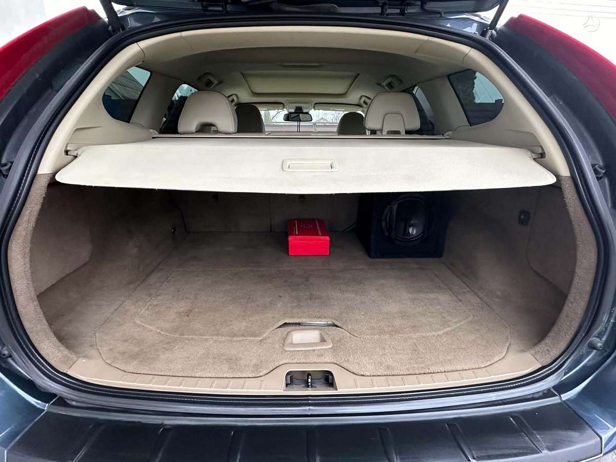 Volvo XC60 - 6