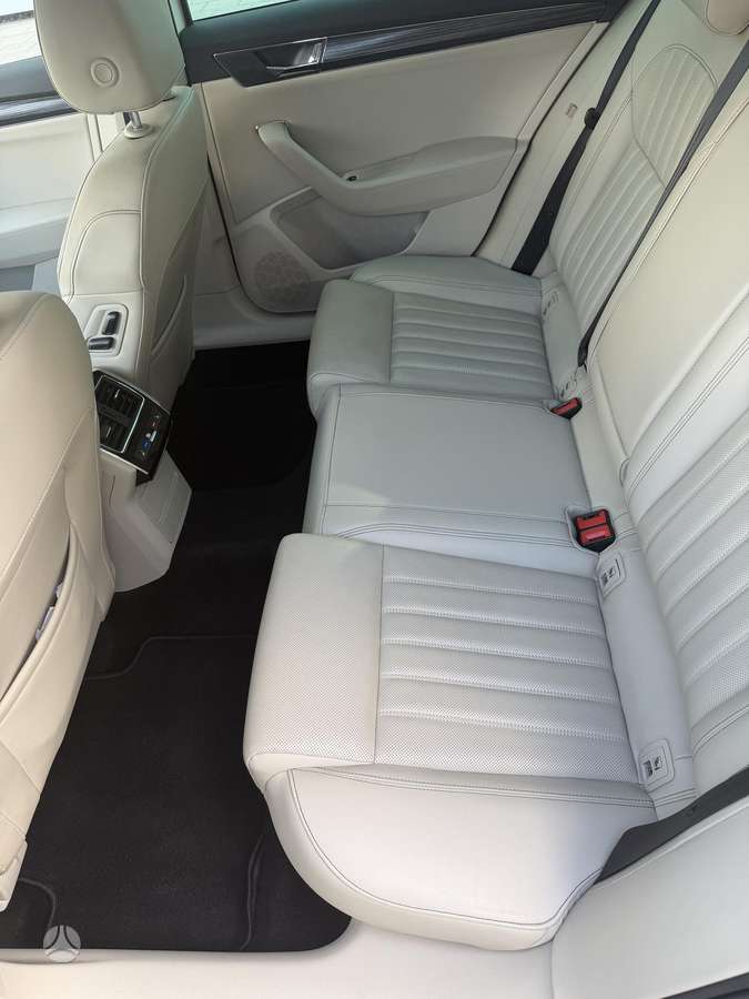 Skoda Superb, 2.0 l., Универсал