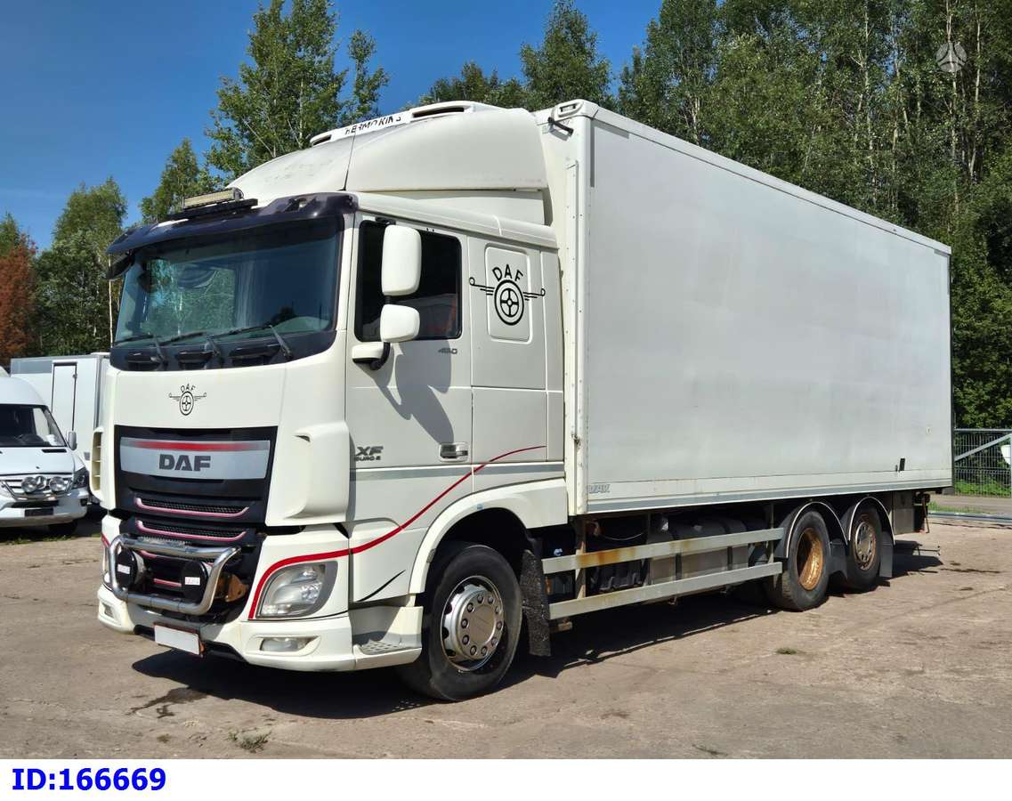DAF XF 106.460 FAR  6X2 Euro6, рефрижераторы