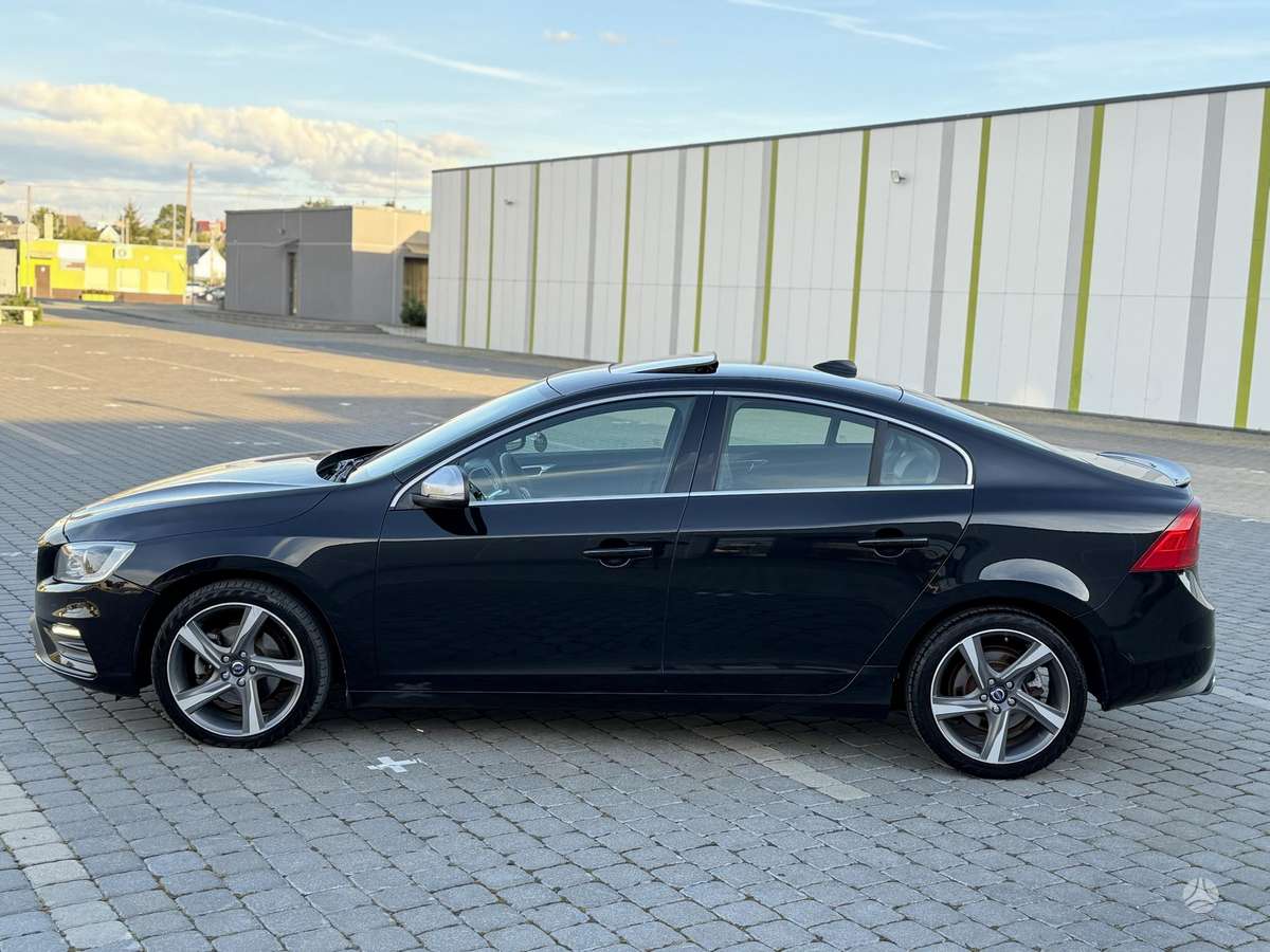 Volvo S60, 2.0 l., Седан