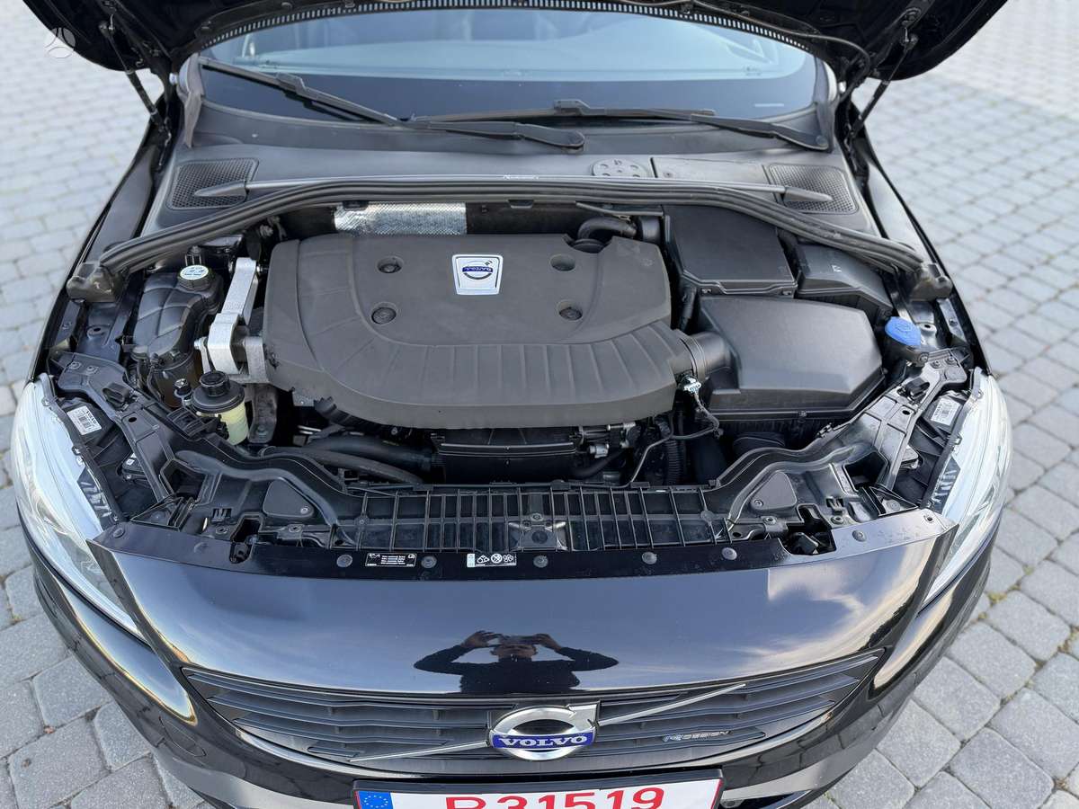 Volvo S60, 2.0 l., Седан