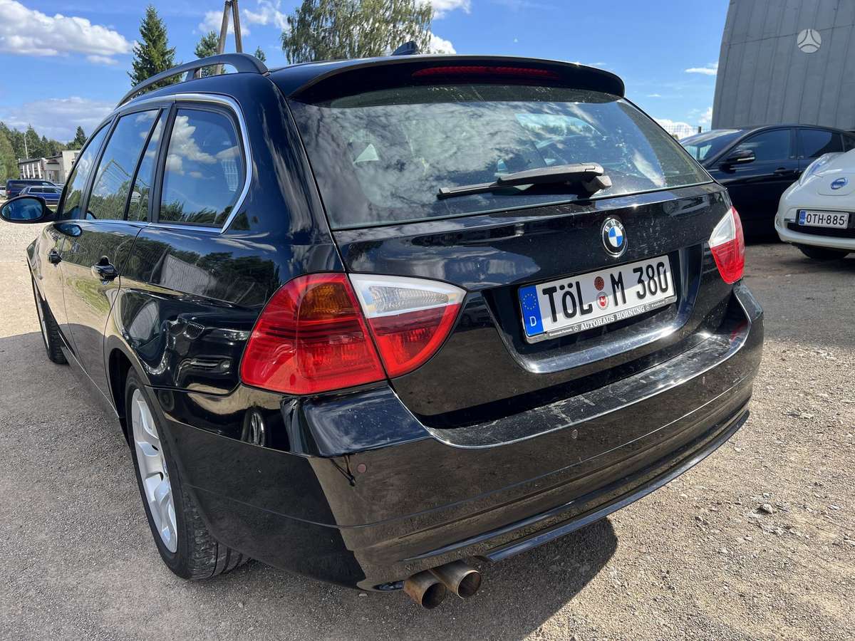 BMW 325, 2.5 l., wagon