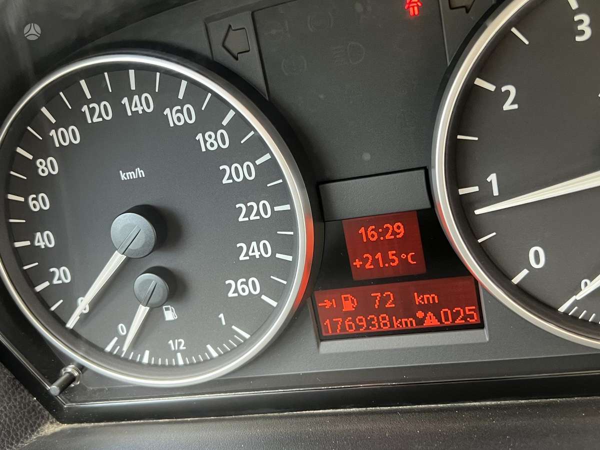 BMW 325, 2.5 l., wagon